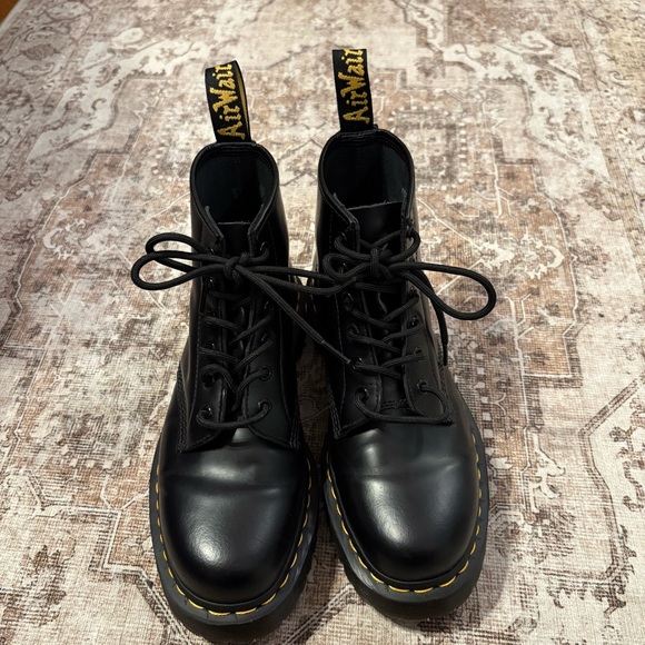 DR. MARTENS 101 BEX SMOOTH LEATHER ANKLE BOOTS Size Men’s 9 | Women’s 10 - Picture 3 of 6